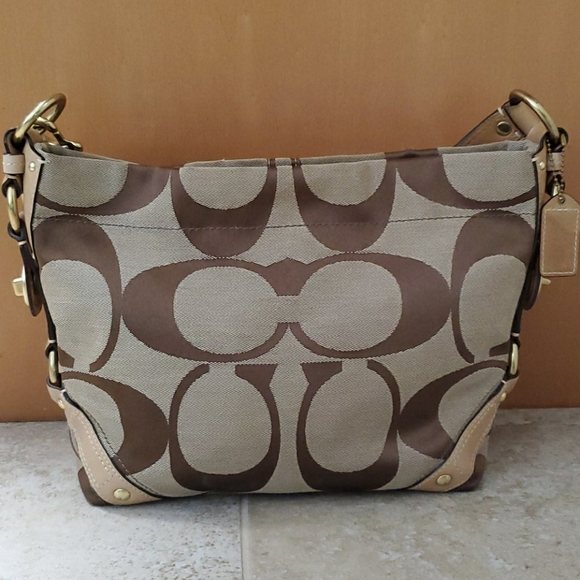 Pristine condition authentic Coach purse - Picture 1 of 6